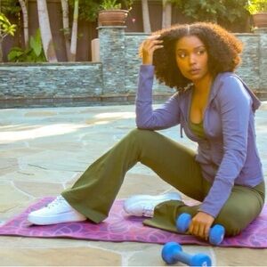 Green apple active Olive Green High Waisted Sakura Flare Pants seamless XL Yoga